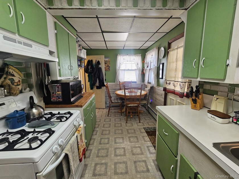 Wonderful Opportunity to Purchase Your First Home and Make it - photo 7
