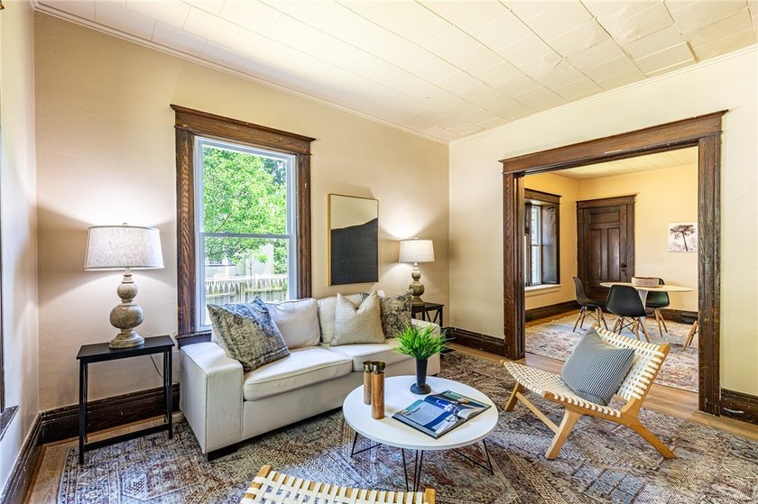 Another Rockin' Rochester offering! This spacious home boasts - photo 9