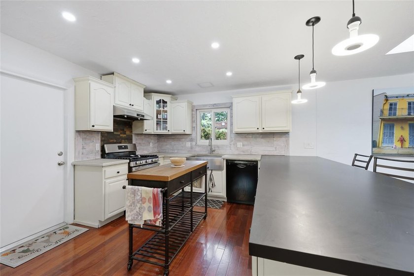 Under contract-accepting backup offers. Set on a sprawling 0 - photo 11