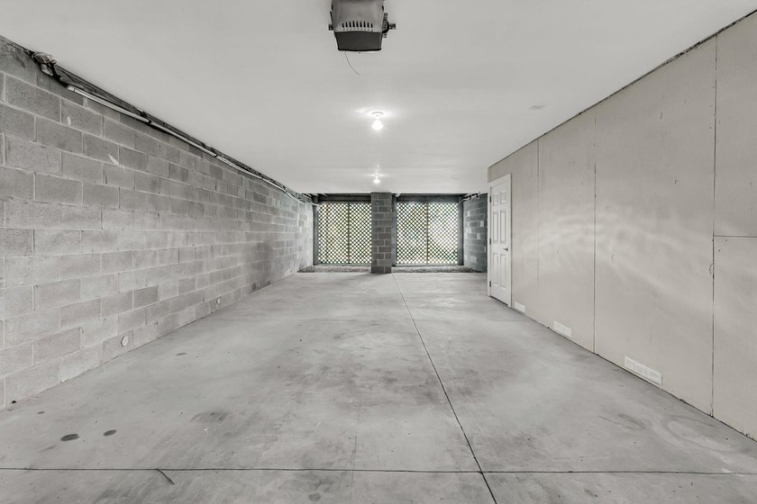 Nestled within the sought-after Retreat at Charleston National - photo 33