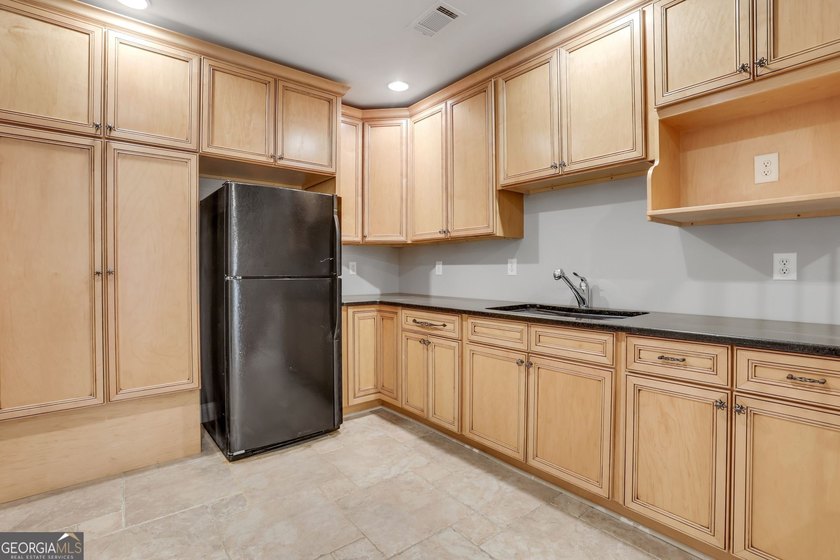 Enjoy luxury golf-course living in Windermere Golf Village with - photo 43