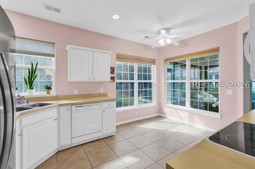 Welcome to this beautifully maintained Wren model in Sun City - photo 13