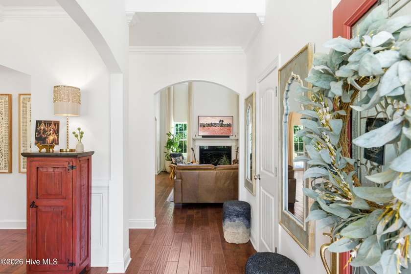 Welcome to this stunning transitional home nestled within the - photo 12