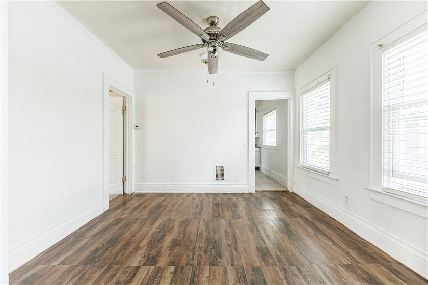 This property is the perfect situation for a duplex, with one - photo 5