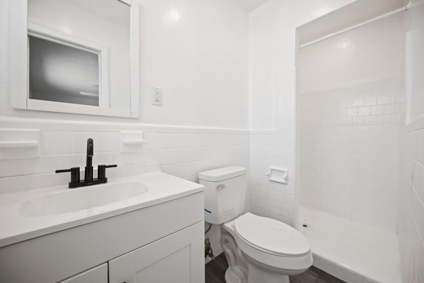A true 3/2 fully renovated home on one of the best streets in - photo 15