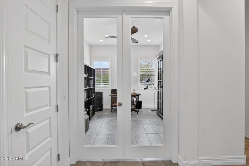 Rare privacy on an oversized homesite inside Encore, premier 55+ - photo 9