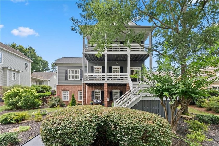 Welcome to the coveted Waterfront section of Chestatee located - photo 4