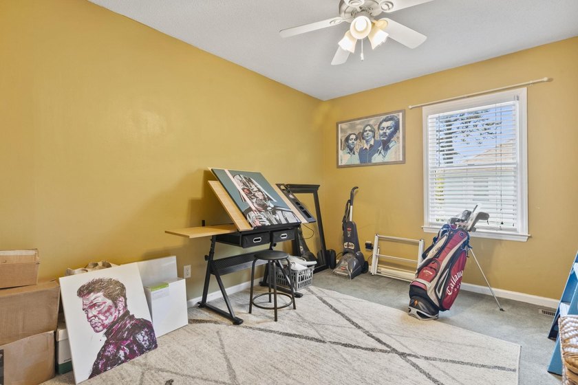 Three-bedroom, two-and-a-half-bathroom two-story home with no - photo 22