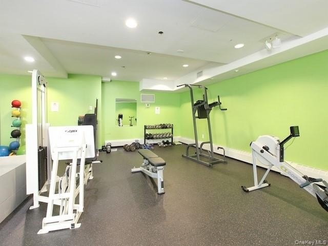 Mint Condition 2 Bedroom, 1 Bath Condo with Ocean Views! - photo 25