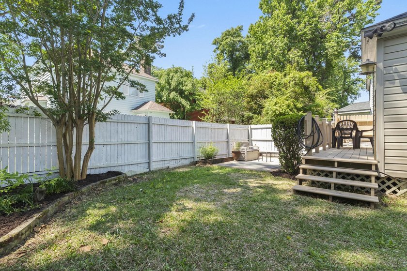 Three-bedroom, two-and-a-half-bathroom two-story home with no - photo 26