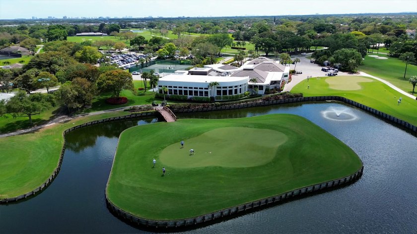 Welcome to Eastpointe Country Club, a highly desirable gated - photo 35