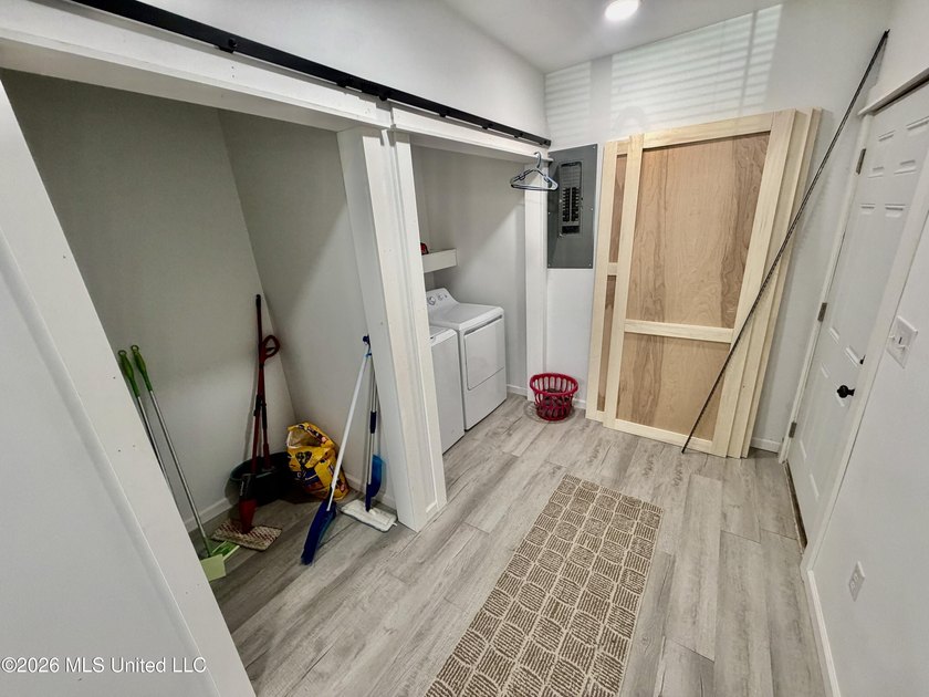 Renovated home located at 99 N Wade Road in Drew, Sunflower - photo 11