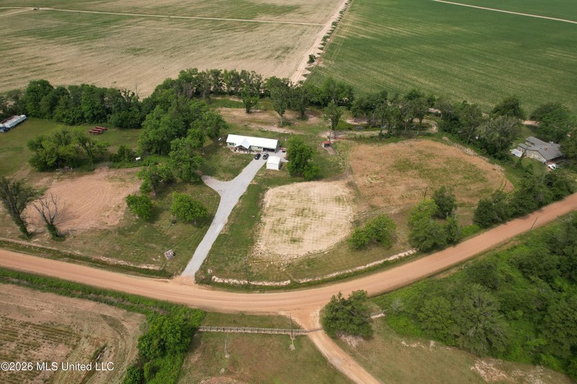 Renovated home located at 99 N Wade Road in Drew, Sunflower - photo 13