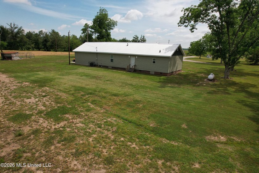 Renovated home located at 99 N Wade Road in Drew, Sunflower - photo 22