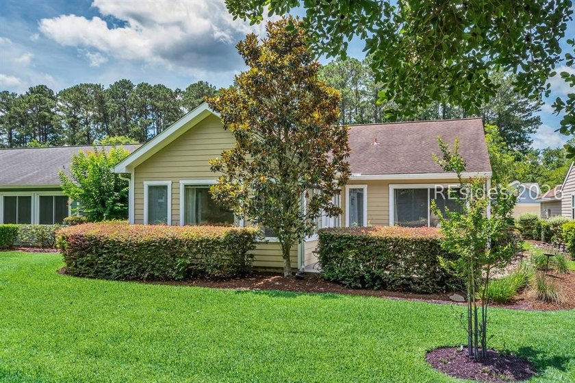 Welcome home to this charming custom floorplan, ideally situated - photo 26