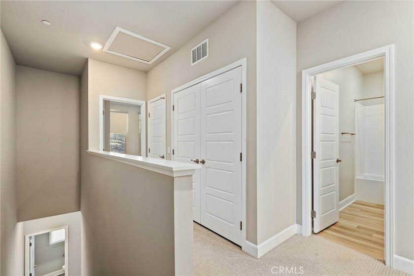 Beautifully designed 4-bedroom, 3-bathroom condo offering - photo 41