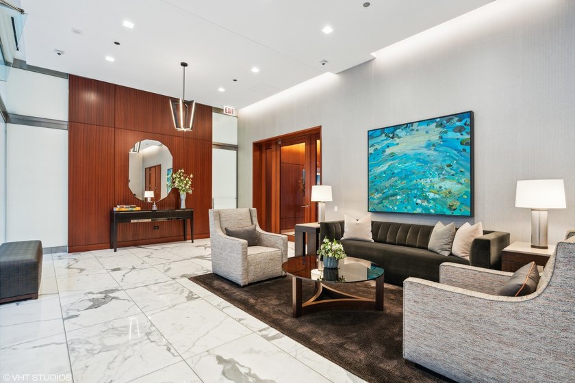 Perched high above the Gold Coast, this exceptional residence - photo 44