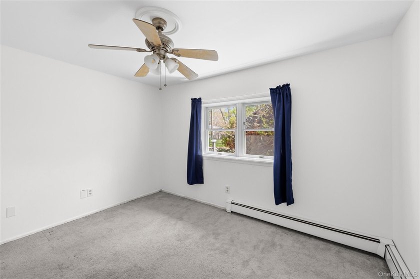Great opportunity in the heart of Ridge! Perfect for first-time - photo 9
