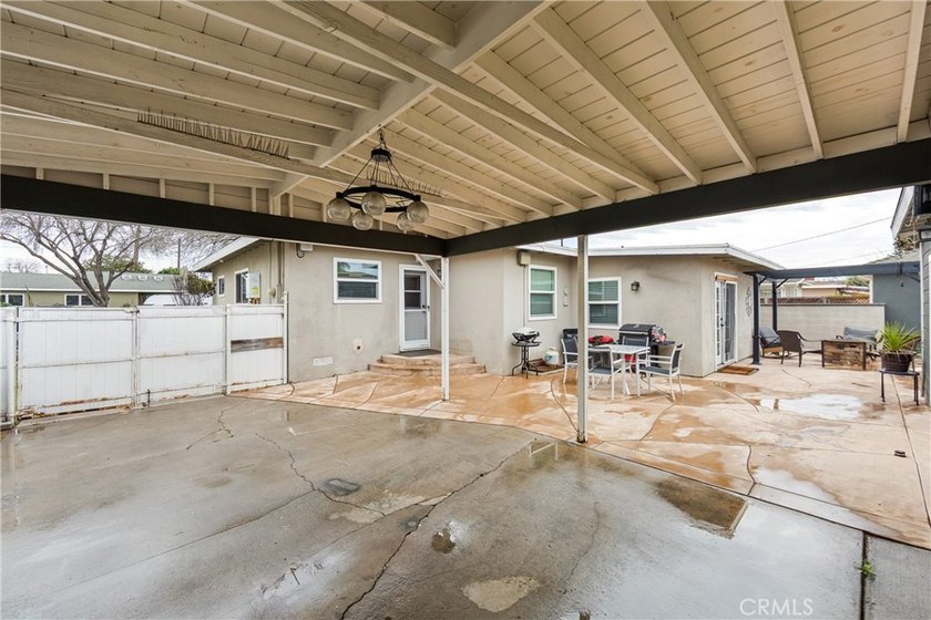 **SHORT SALE - BRING ALL OFFERS!** Opportunity awaits at this - photo 38
