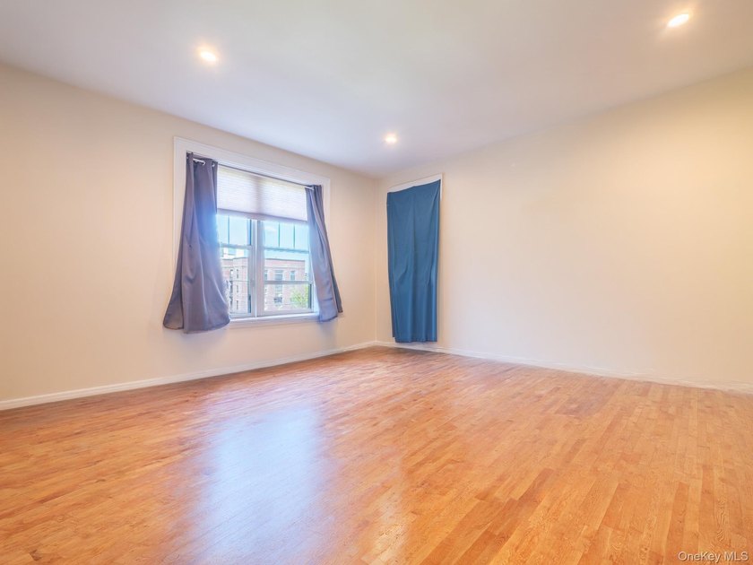 Forest Hills living at its finest. This bright one-bedroom - photo 8