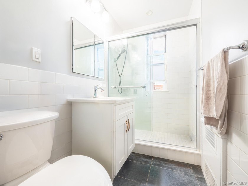 Forest Hills living at its finest. This bright one-bedroom - photo 9