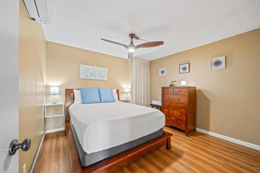 Bright &amp; beautifully remodeled Maui Vista condo offers you - photo 18