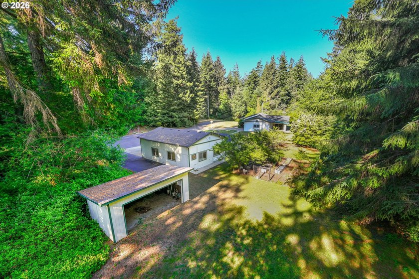 This well loved custom home is a must see in person. Vintage - photo 44