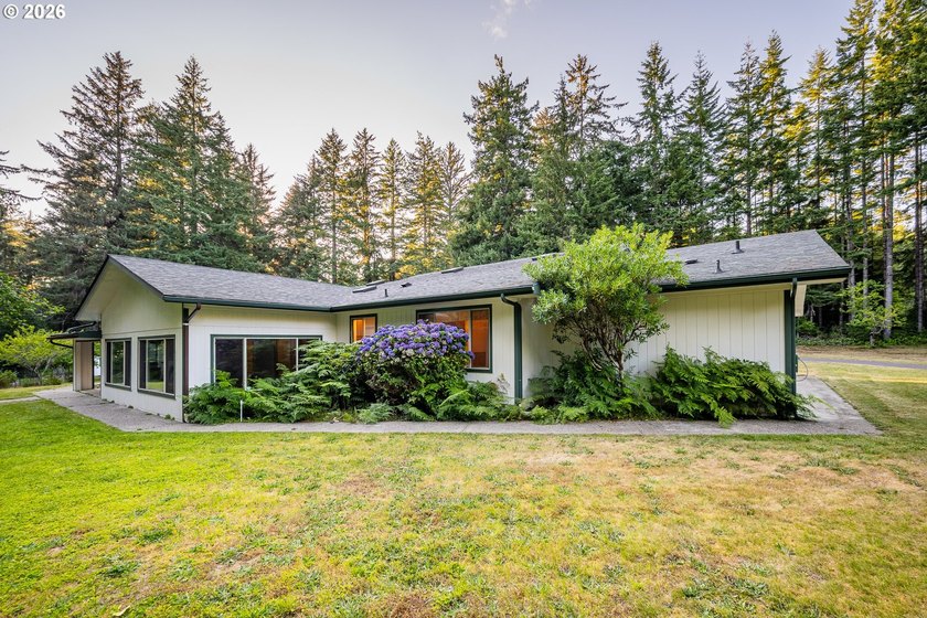 This well loved custom home is a must see in person. Vintage - photo 46