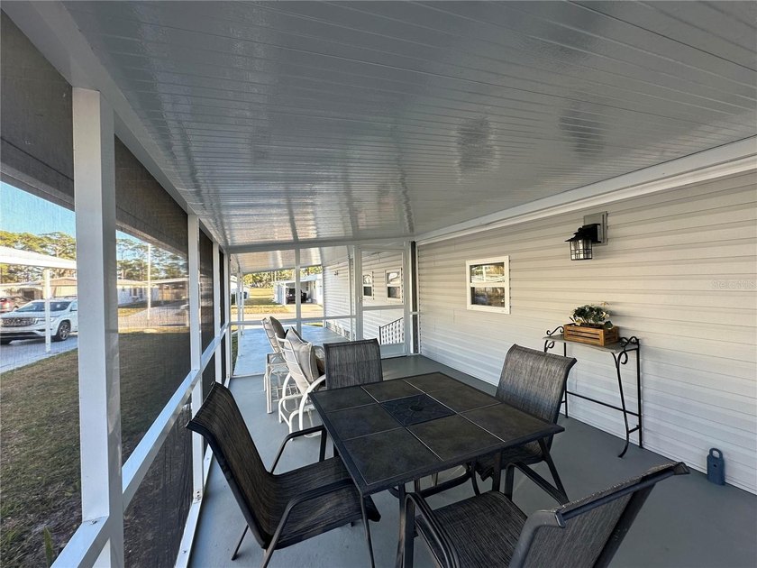 Welcome to Holiday Park! This turn-key furnished LAND-OWNED - photo 19