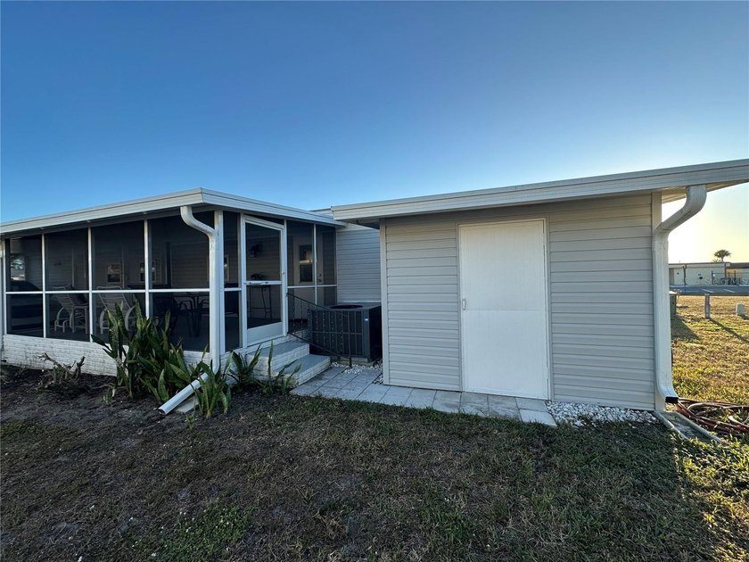 Welcome to Holiday Park! This turn-key furnished LAND-OWNED - photo 22