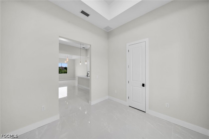 Experience the best of SOUTHWEST FLORIDA living in this stunning - photo 30