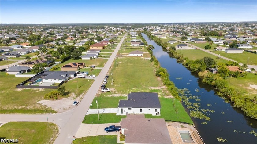 Experience the best of SOUTHWEST FLORIDA living in this stunning - photo 40