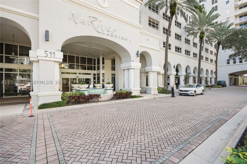 Your riverfront HQ. Own 4,340 SF of bright, efficient workspace - photo 3