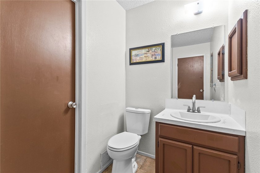 Opportunity awaits! You'll find this quaint duplex nestled away - photo 20