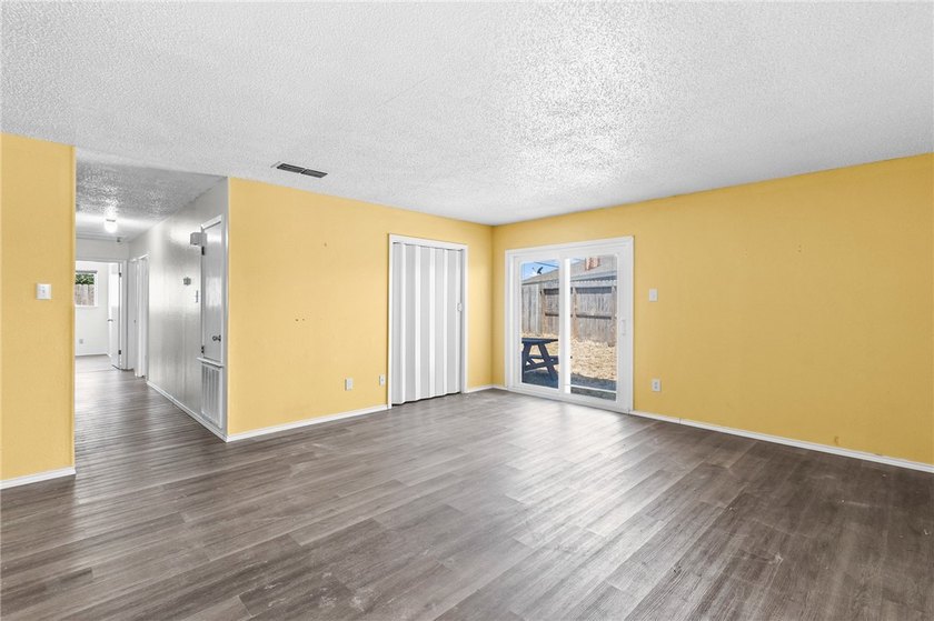 Opportunity awaits! You'll find this quaint duplex nestled away - photo 24