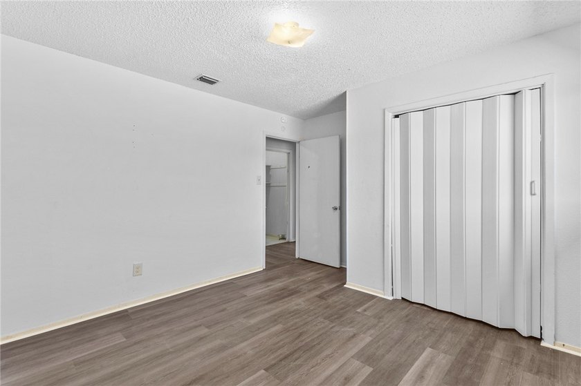 Opportunity awaits! You'll find this quaint duplex nestled away - photo 40