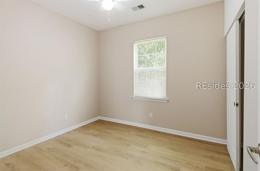 Welcome home to this beautifully 3 bedroom, 2 bath gem - photo 24