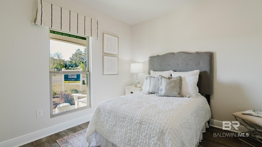 Welcome to 13515 Redhead Lane in Tealwood Estates, where - photo 7