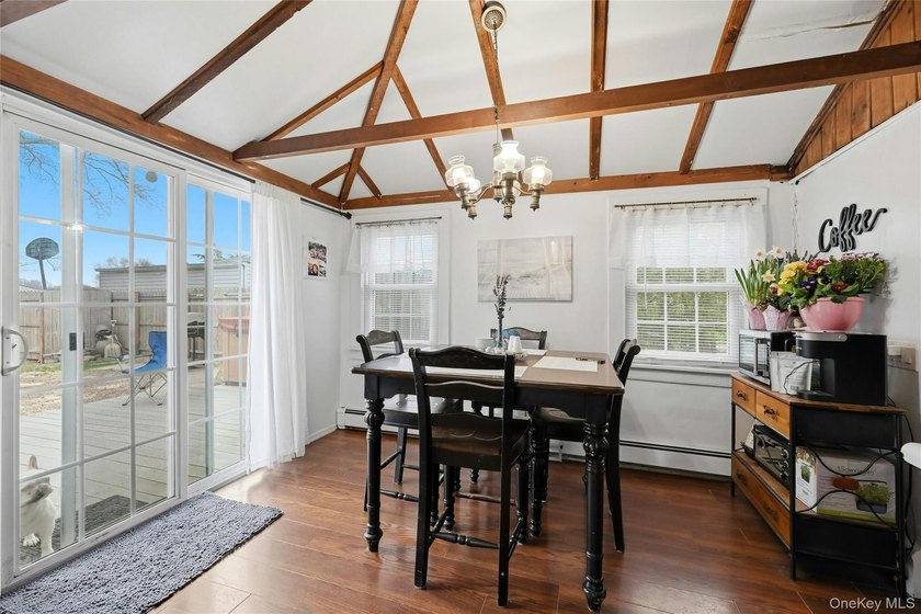 This charming Center Moriches 4/5-bedroom Colonial dates back to - photo 16