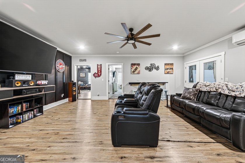 Welcome to 3656 Eagle View Way a 6 bedroom and 4 full bath in - photo 33