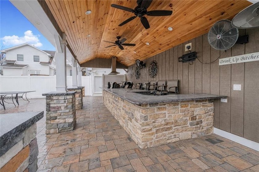 Tottenville-Fully Detached Colonial, an absolute stunning home - photo 39