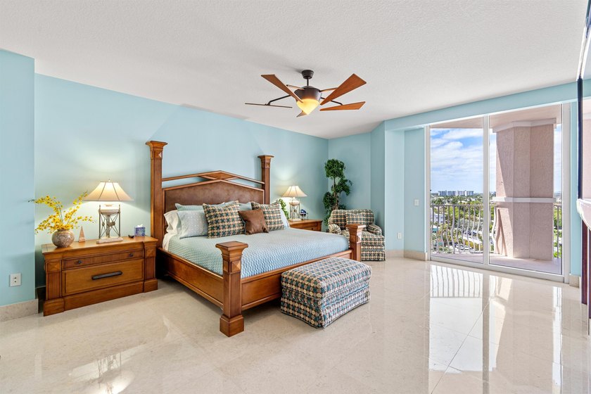Ideally positioned in the building's premier oceanfront stack - photo 25