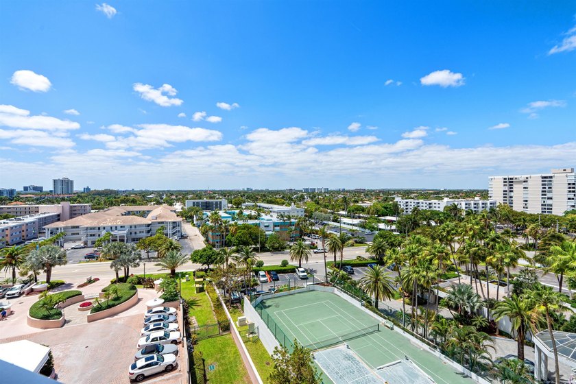 Ideally positioned in the building's premier oceanfront stack - photo 31