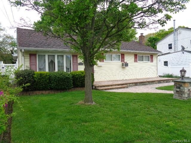 Well-maintained 3-bedroom, 2-bath expanded ranch featuring - photo 17