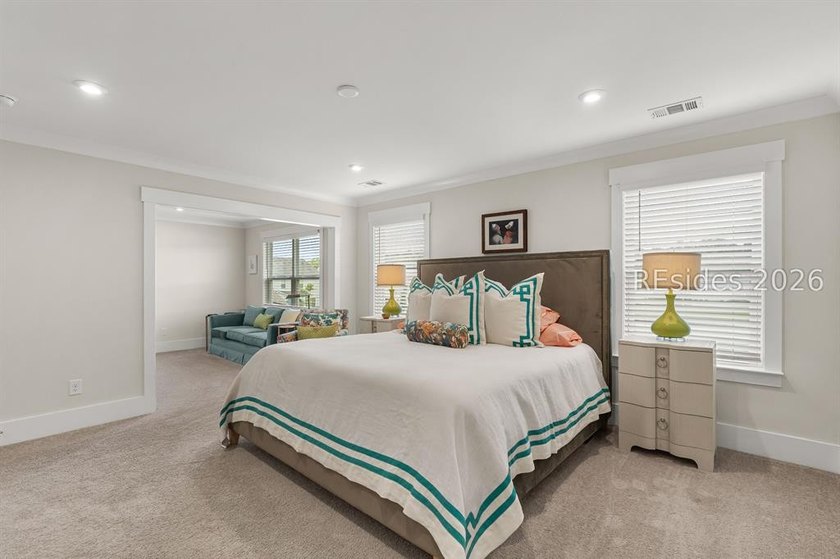 Stunning 5 bedroom, 4 bath lagoon front home designed for both - photo 25