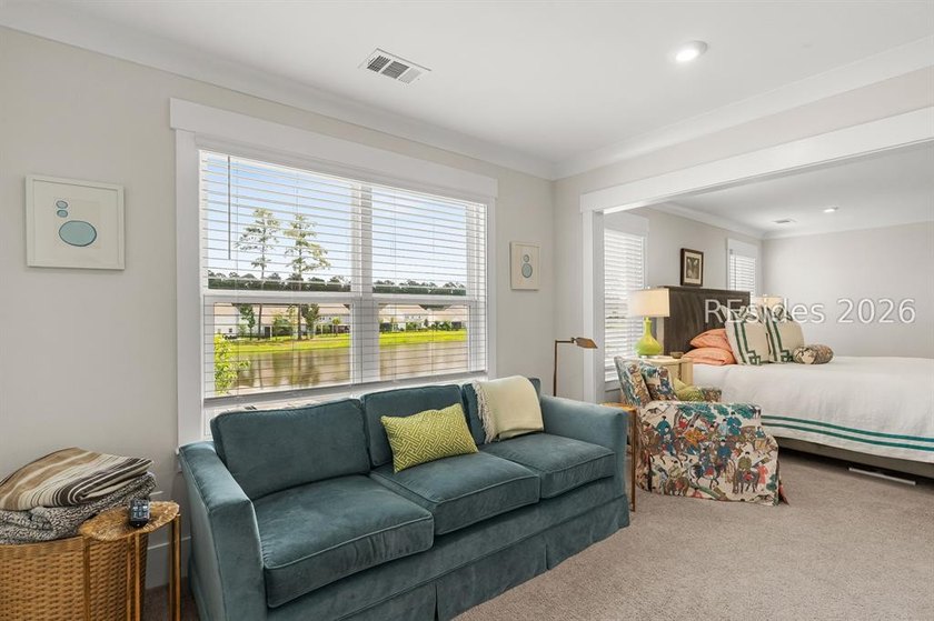 Stunning 5 bedroom, 4 bath lagoon front home designed for both - photo 26