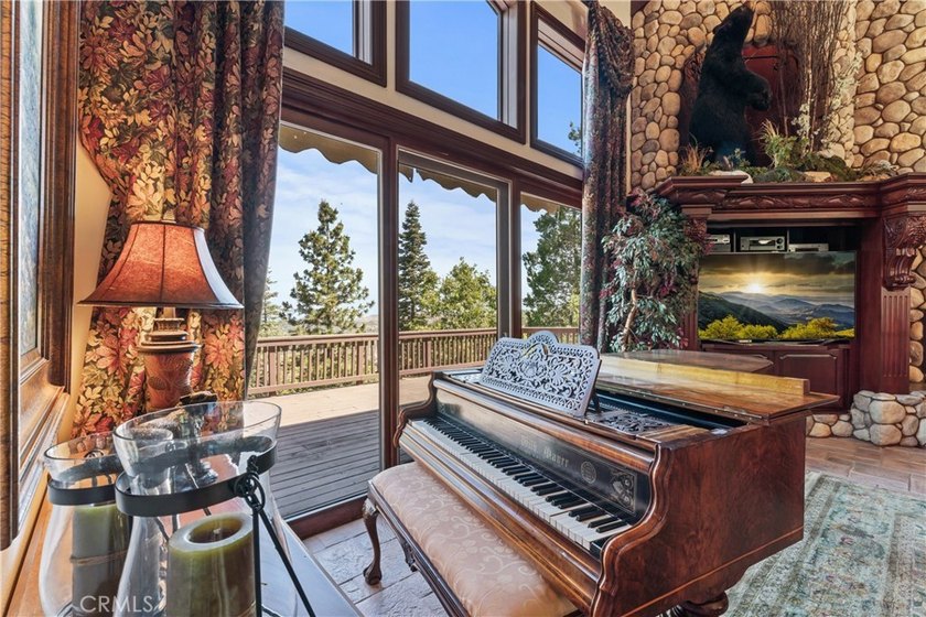 Discover the epitome of luxury at this extraordinary estate in - photo 12
