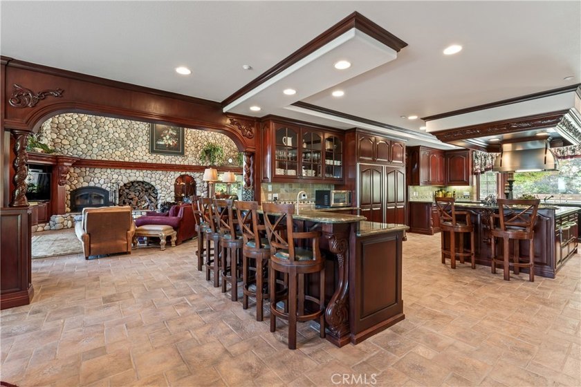 Discover the epitome of luxury at this extraordinary estate in - photo 23
