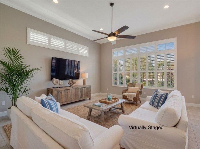 GHO Sawgrass former model home on fenced .40 lake lot with - photo 6