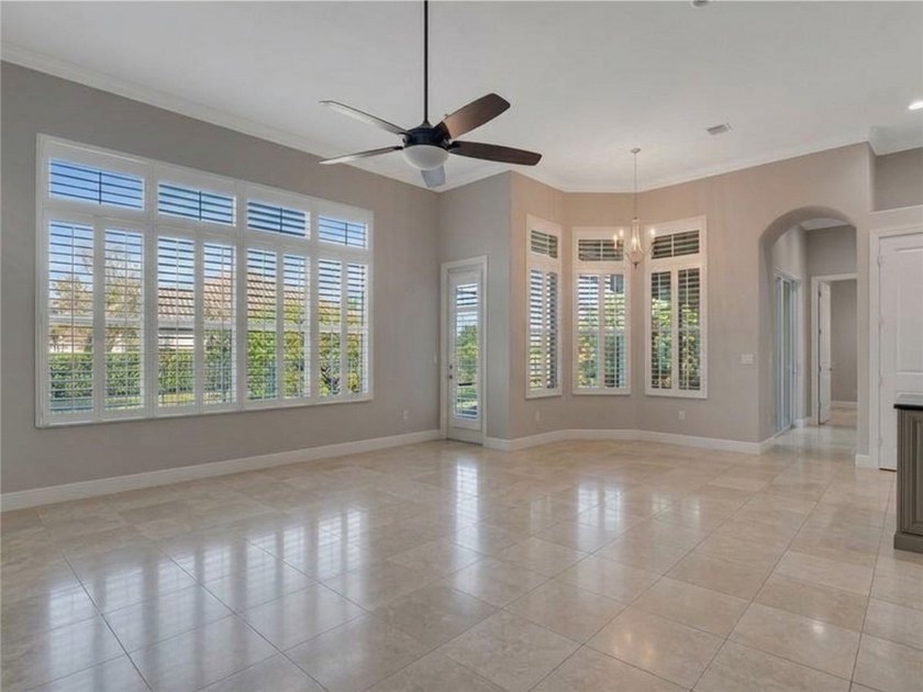 GHO Sawgrass former model home on fenced .40 lake lot with - photo 8